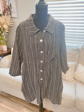 Chalet Linen Striped Black & Grey Blouse Size M